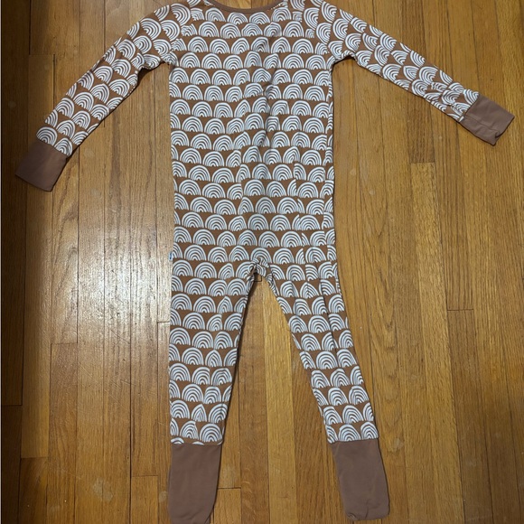 Little Sleepies Rust Rainbow Zippy - Picture 4 of 4